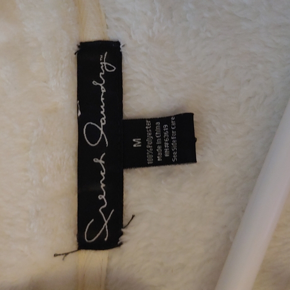 Womens fleece vest NWOT - Picture 2 of 3